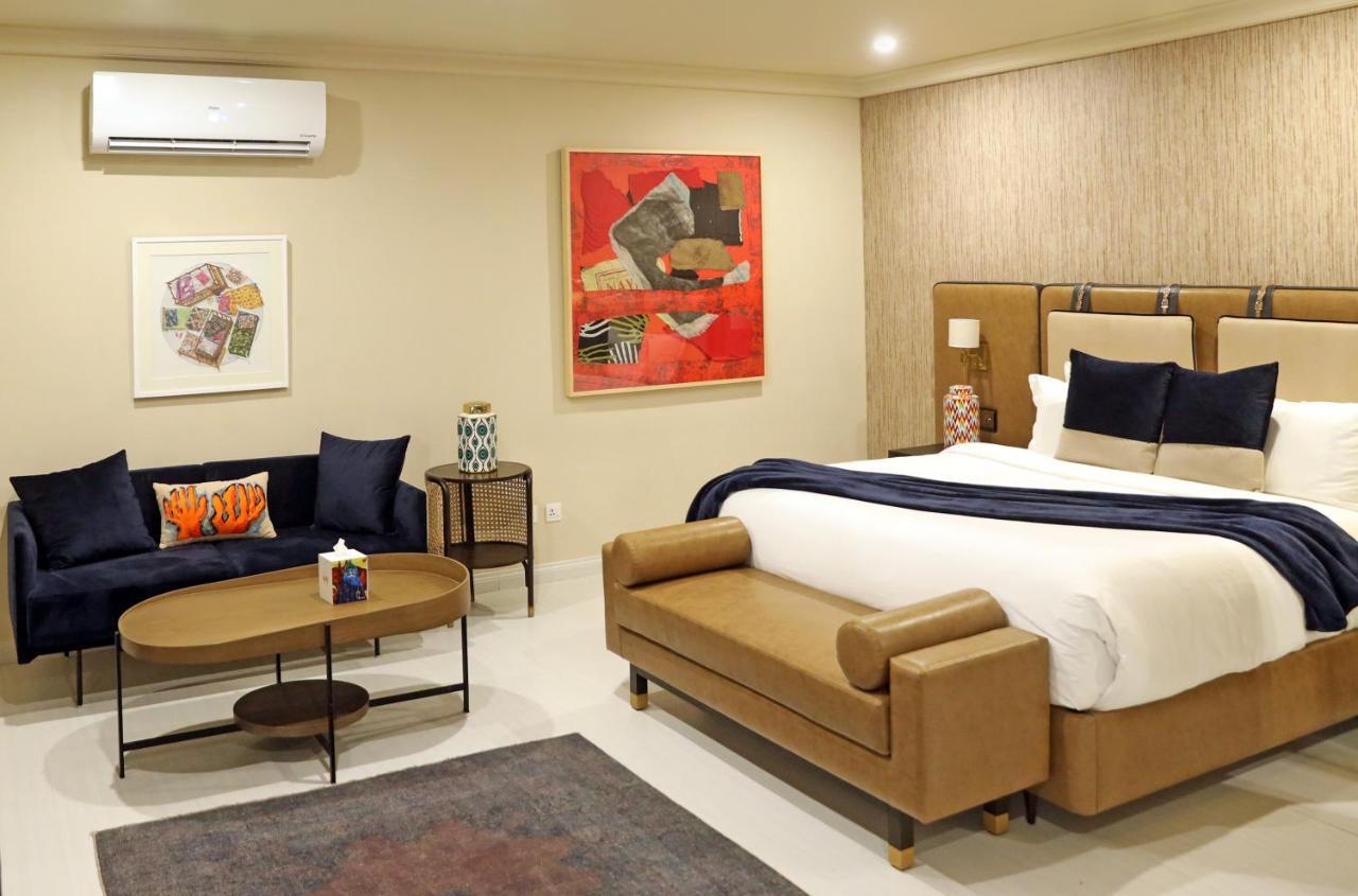 Ambiance Boutique Art Hotel Karachi Exterior photo